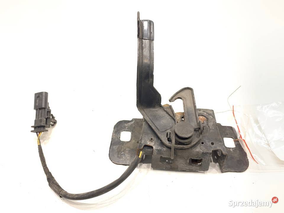 ZAMEK MASKI PRZÓD OPEL ASTRA K Kombi