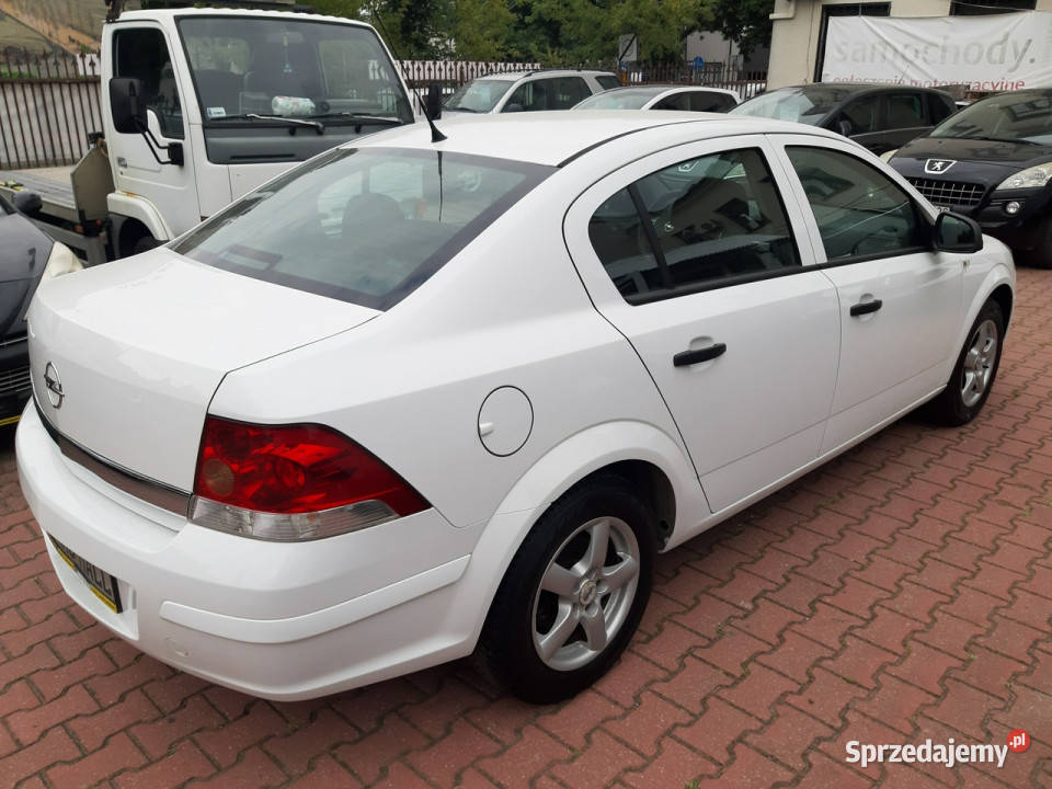 Opel Astra 16 Benzyna Klima Oryginalny Przebieg bluetooth Lublin sprzedam