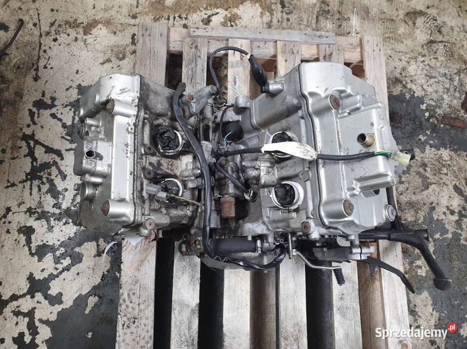 SILNIK MOTOCYKL HONDA VFR 800RR RC46E Lipno