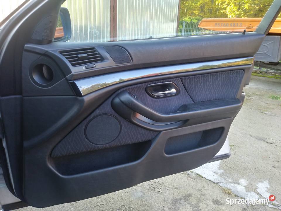 BMW E39 tapicerki drzwi komplet kombi Tapicerki samochodowe Dębno