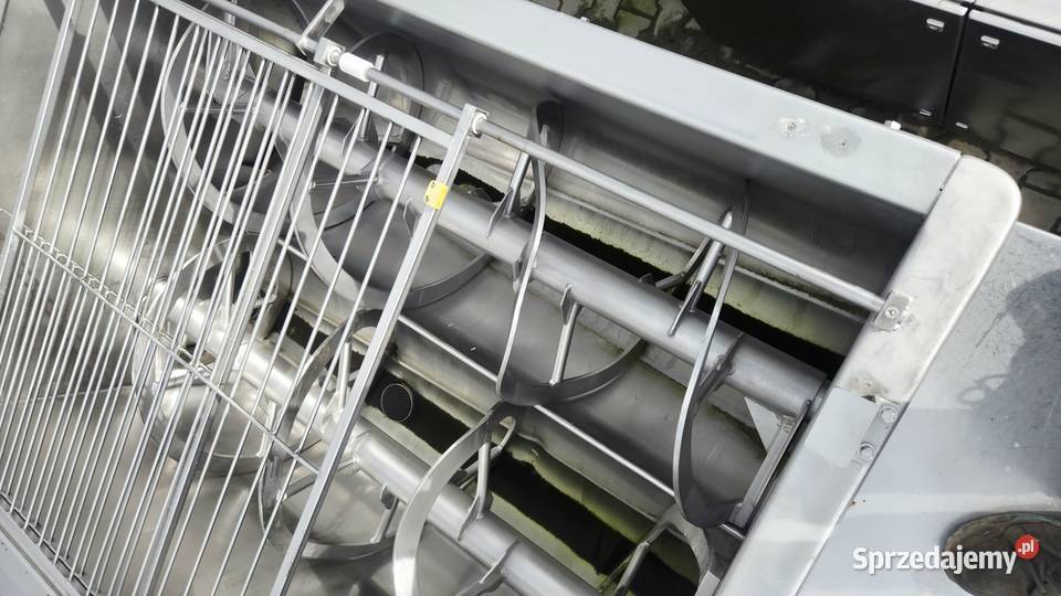Mieszałka łopatkowa 3000L z załadunkiem słupowym Krotoszyn