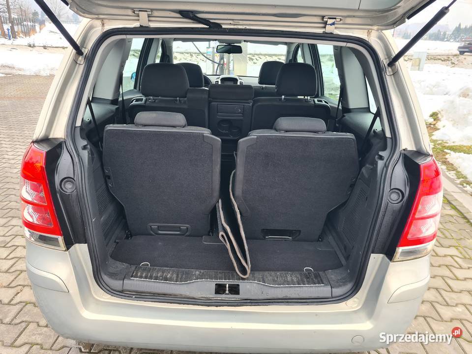 Opel Zafira 19d 150 7 osobowa 6 manualna Bujaków