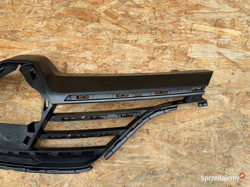 Grill atrapa chłodnicy renault megane IV 4 lift wielkopolskie Międzychód