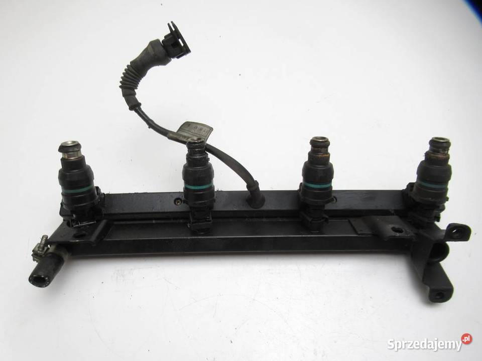 LISTWA WTRYSKOWA WTRYSKIWACZE BMW E30 1714710 16 podkarpackie