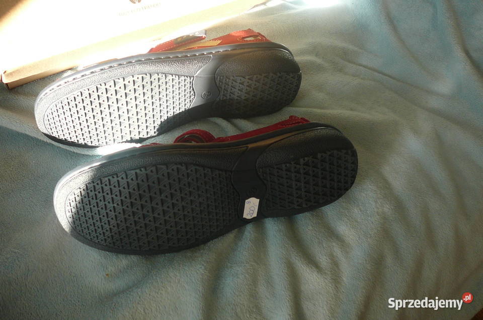 Buty czerwone skóra naturalna 36 Nowe inna Wrocław