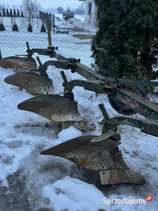 Pługi zagonowe 4 Makowisko sprzedam