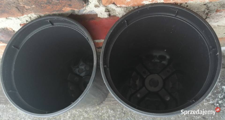 Doniczki wysokie czarne produkcyjne 14 2L do róż Siewierz