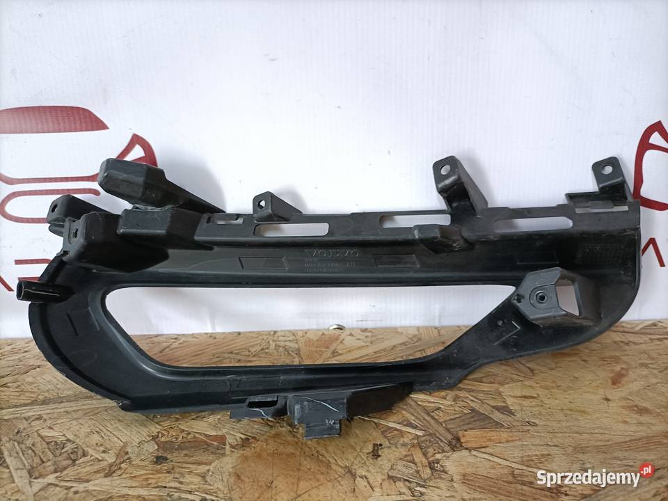 VOLVO XC60 II ŚLIZG MOCOWANIE HALOGENU LEWY wielkopolskie sprzedam