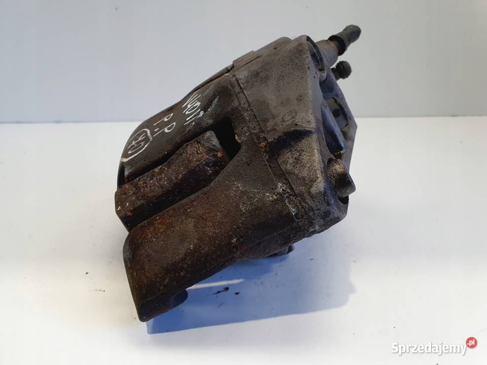 Volvo V40 II PRZEDNI ZACISK HAMULCOWY prawy Zaciski i jarzma Chełm