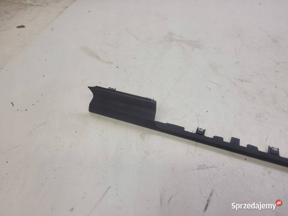 LISTWA OSŁONA DESKI AUDI A4 B9 A5 8W 8W1857304A osobowe Przystajń