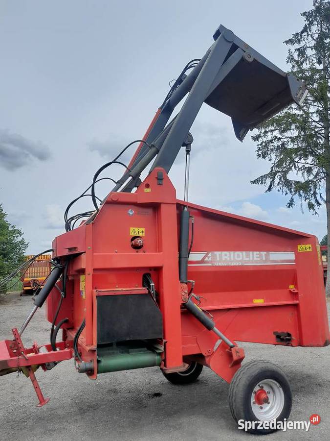 Wycinak wybierak paszowóz samozaładowczy