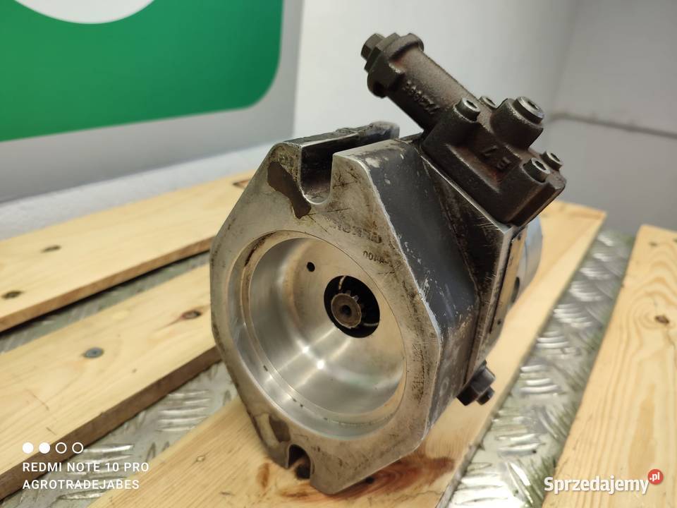 Pompa hydrauliczna P2VG1 12 30 30 68322 Case CVX Wilkowo sprzedam