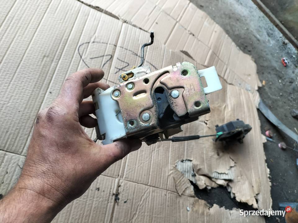MONDEO MK2 ZAMEK DRZWI LEWY TYŁ TYLNY Kamień-Kolonia sprzedam