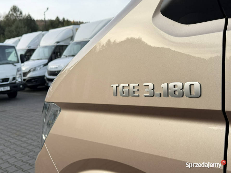 Man TGE 3180 NEXT Doka 9OSÓB VIP Brygadówka Nowy reflektory ksenonowe Widełki