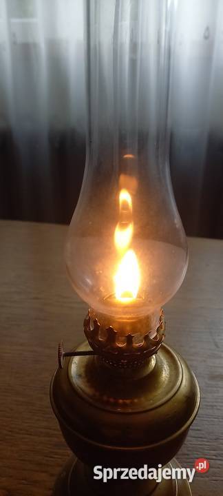 Mała mosiężna lampka naftowa sprawna Skierniewice