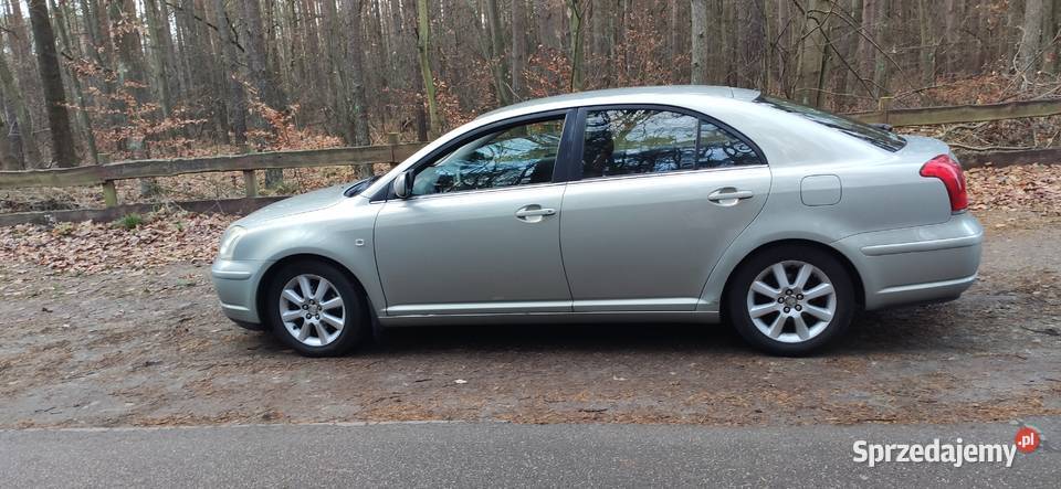 Toyota Avensis T25 18 BenLPG 2004r 8000PLN elektryczne szyby Toruń sprzedam