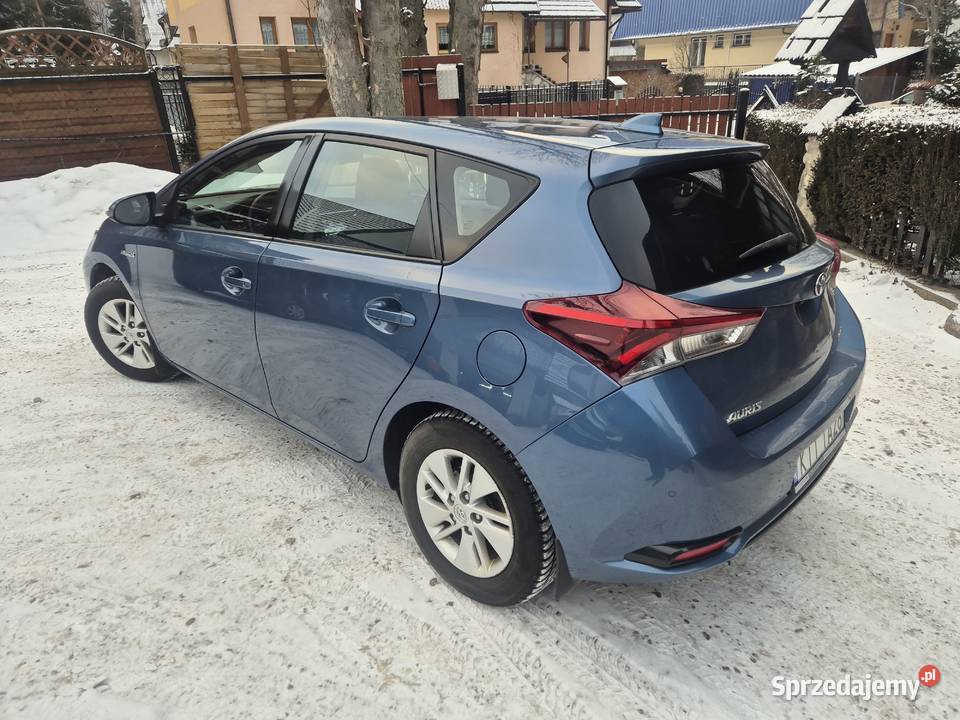 Toyota Auris 18 Hybryda 130KM małopolskie