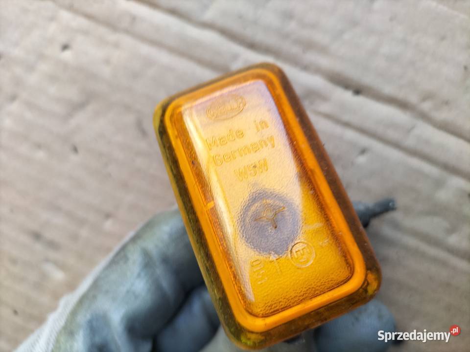 AUDI A6C4 A6 C4 161949117 KIERUNKOWSKAZ BŁOTNIKA sprzedam