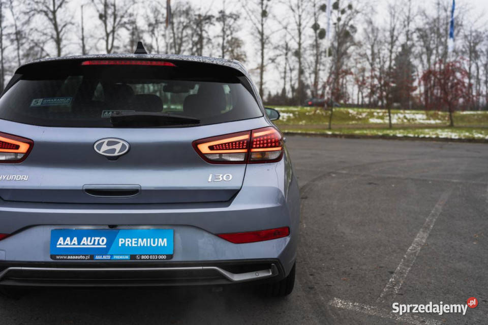 Hyundai i30 10 TGDI czujnik parkowania