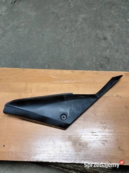 Yamaha TZR 50 plastik wypełnienie prawe pod łódzkie Łubno