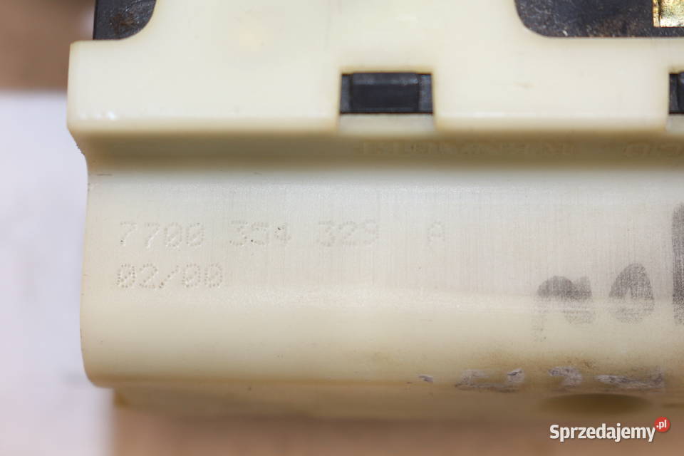 RENAULT SCENIC RX4 ZAMEK KLAPY TYŁ 4PIN Układ elektryczny dolnośląskie Prochowice sprzedam
