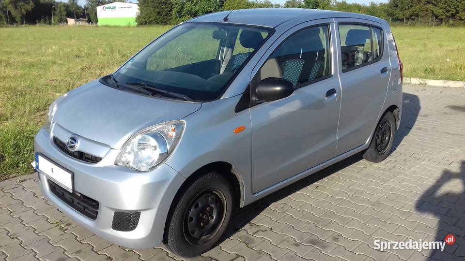 Daihatsu Cuore 10 i klimatyzacja 2 komplety kół Rok produkcji 2010 Wągrowiec