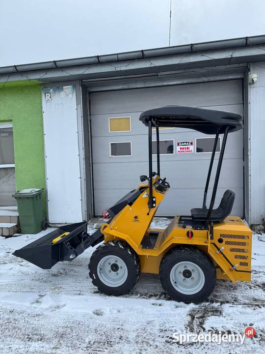 MINI ŁADOWARKA TORO B380 KOŁOWA Damasławek