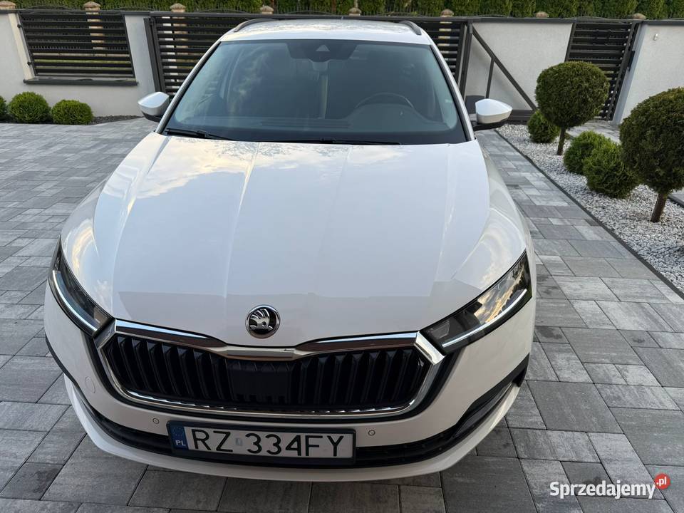 Skoda Octavia IV 15TSI 150 Octavia Rzeszów sprzedam