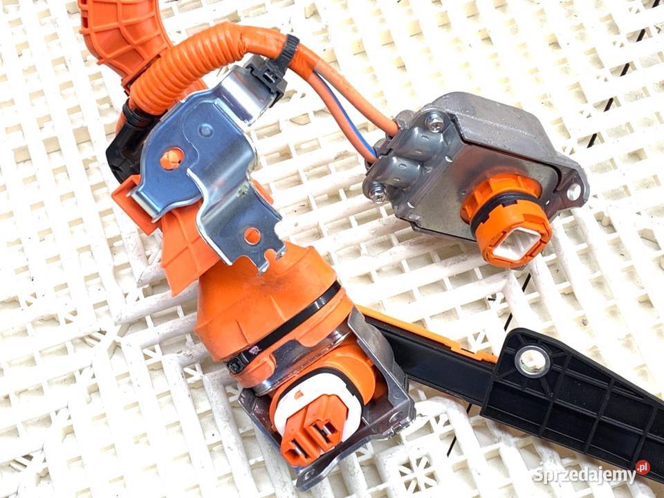 PRZEWÓD WYSOKIEGO NAPIĘCIA LEXUS LBX osobowe