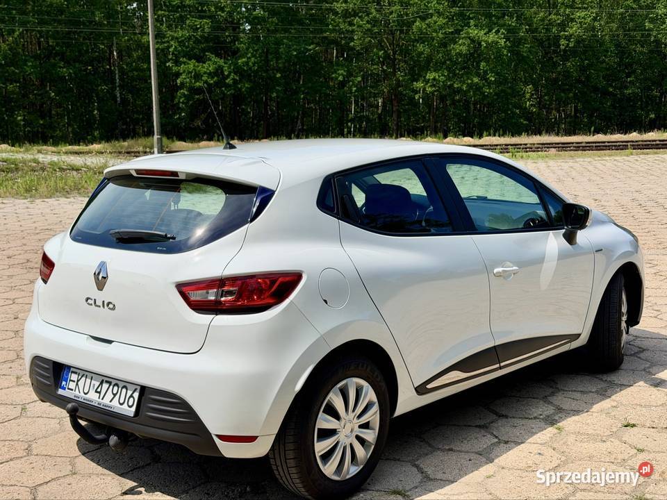 Śliczne Renault Clio Niski przebieg zadbane wspomaganie kierownicy Clio Strzelce