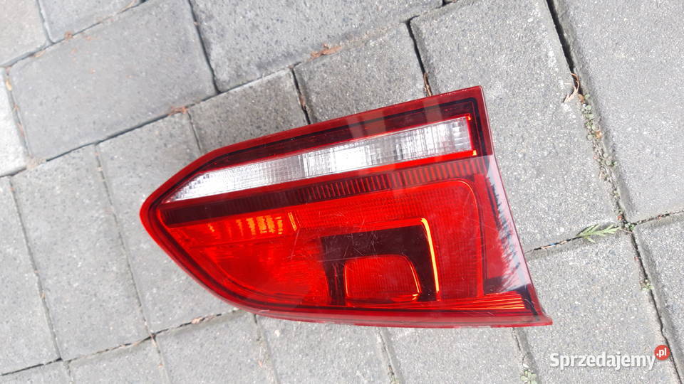Lampa tylna w klapę prawa kombi Golf 7 Lampy tylne Kalisz