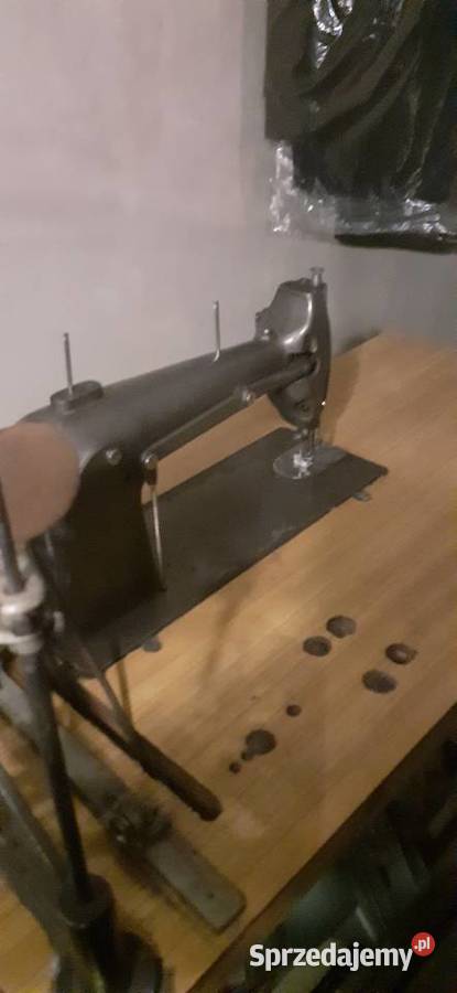 Maszyna do szycia na siłę sprzedam