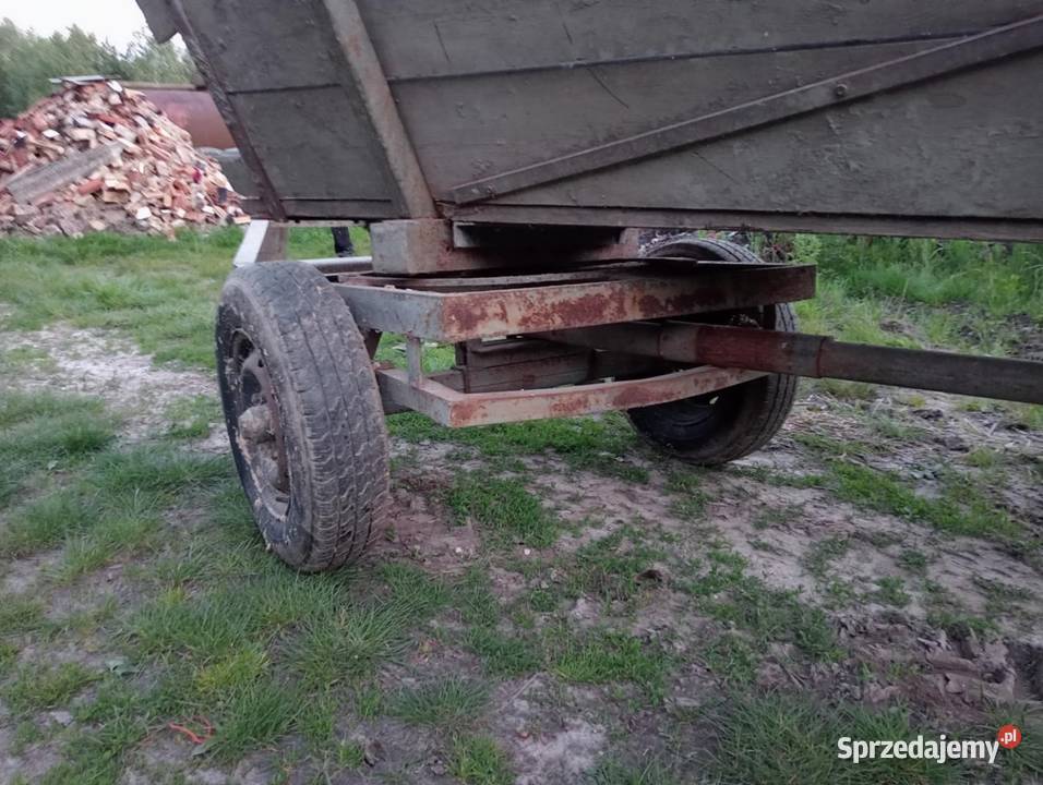 Wóz ciągnikowy Widełki