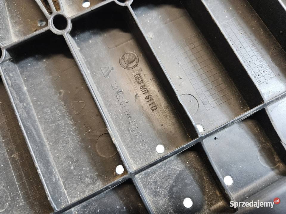 SKODA OCTAVIA IV 4 LIFT PŁYTA OSŁONA POD ZDERZAK Międzychód