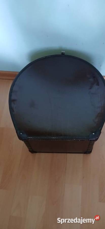 Stary kufer na kapelusze Kraków