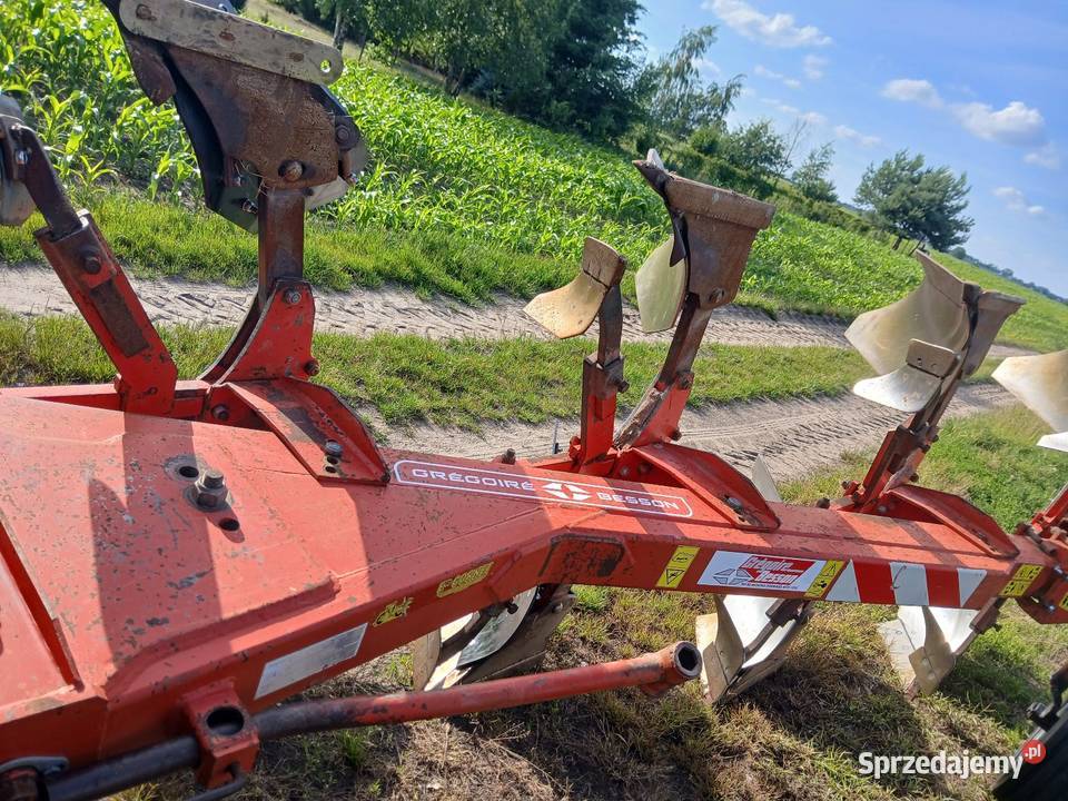 Pług obrotowy 4 skiby 3550 Gregoire Besson 4 nieuszkodzony Wieluń sprzedam