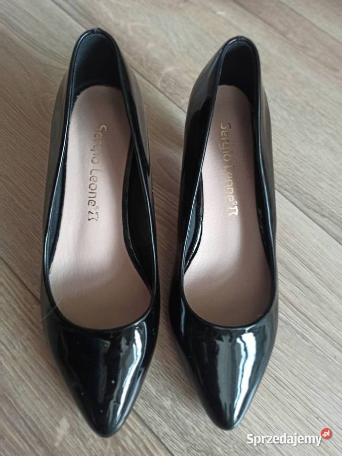 Buty damskie lakierowane