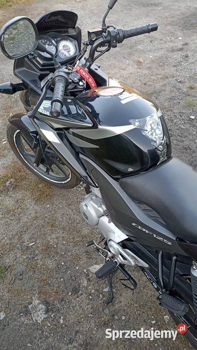 HONDA CBF 125 2012r 17 350 Rok produkcji 2012 łódzkie Łask