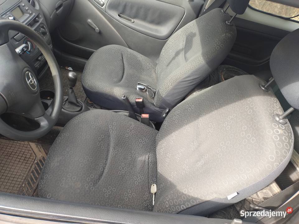 TOYOTA YARIS I 3D fotel przód tył kanapa świętokrzyskie