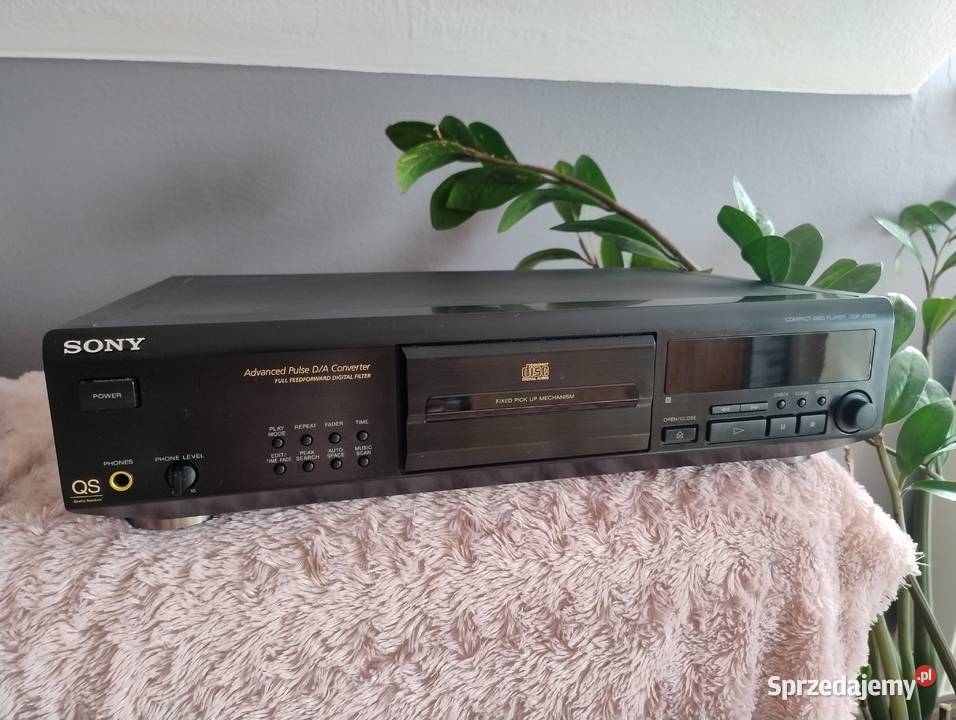 Odtwarzacz CD Sony cdp xe 800 z pilotem Trzebuska