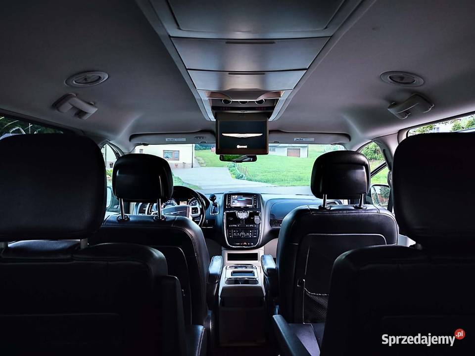 Ładny nie zgnity Chrysler Town Country 36v6 kamera cofania Domaradz