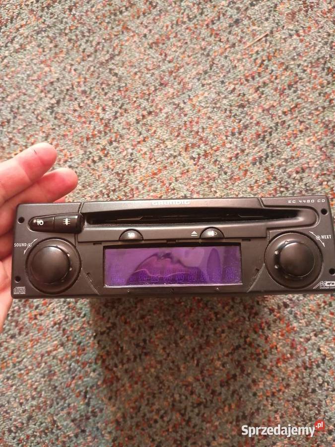 Radioodtwarzacz z CD Grundig EC 4480
