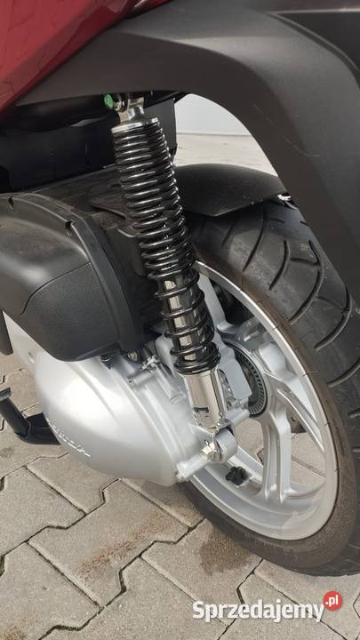 Sprzedam skuter Honda SH300i 2019 mały elektryczny starter Strzegom