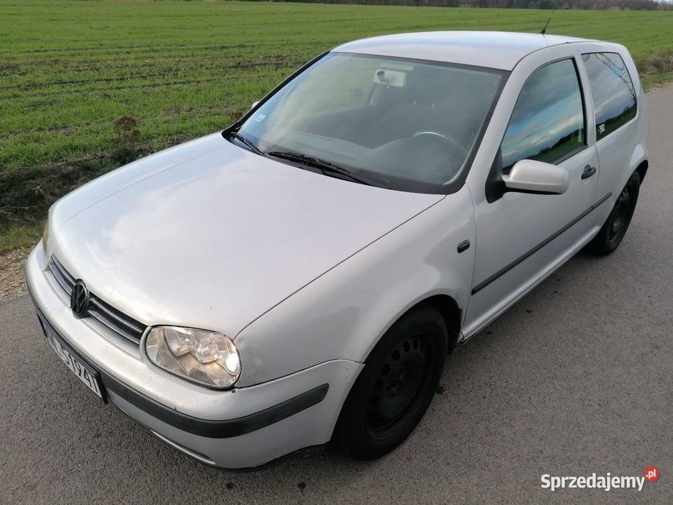 Volkswagen Golf IV zamienię na busa nieuszkodzony Radom