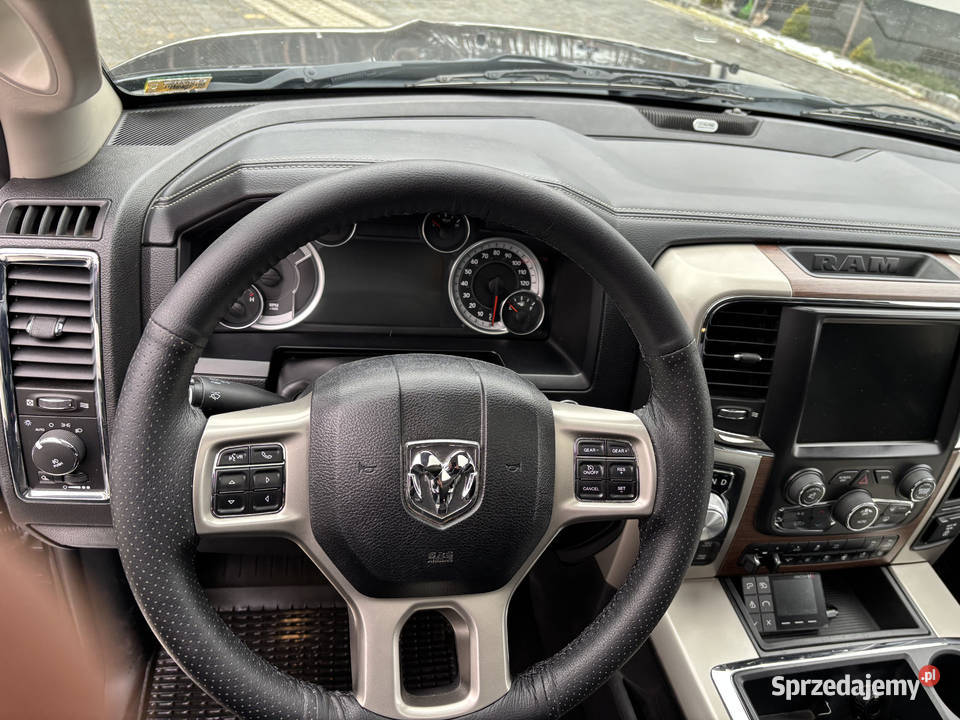 Ram 1500 Laramie 57 Hemi z LPG Faktura Vat 23 śląskie