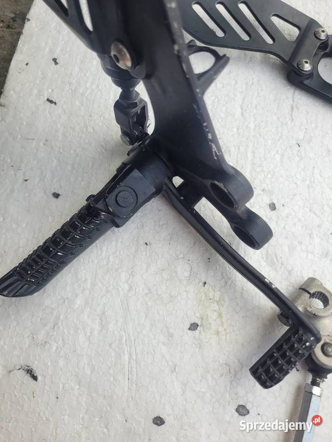 Suzuki GSXR GSXR 600 750 podnóżek set kierowcy wielkopolskie Nowy Tomyśl