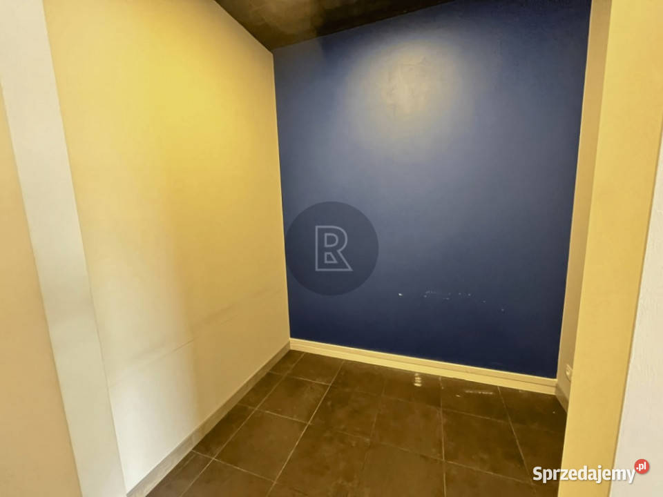 Przestronny lokal z panoramicznymi witrynami i 181m2 Warszawa