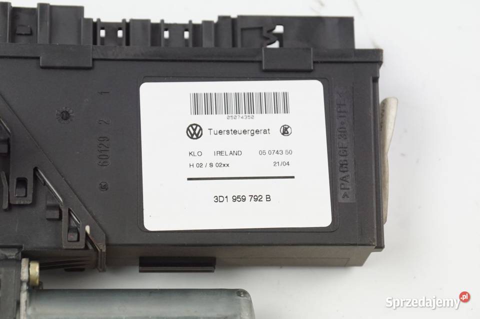 3D1959792B PRAWY PRZ TOUAREG I SILNICZEK SZYBY Lipno