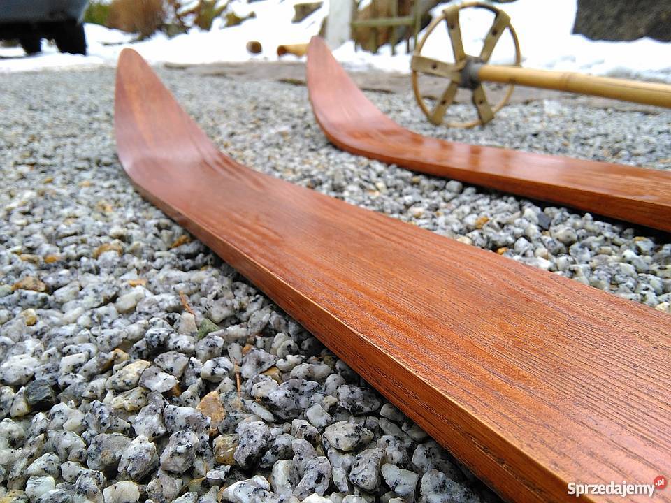 Stare drewniane narty retro z kijami Pozostałe Szklarska Poręba