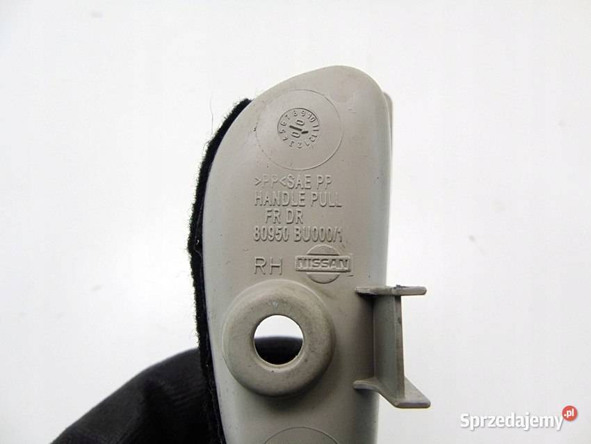 UCHWYT DRZWI PRAWY PRZÓD NISSAN ALMERA TINO 2002